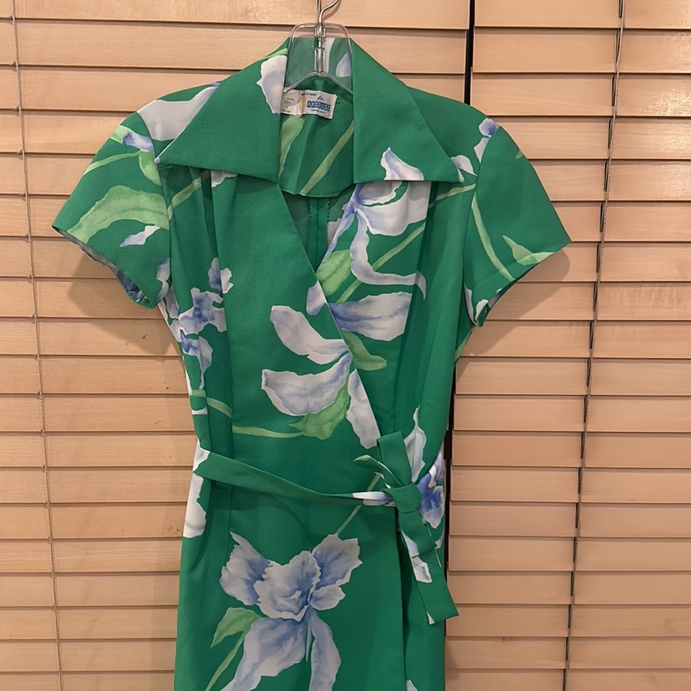 Hawaiian for Andrade Vintage 1960’s Wrap Floral Dress - Picture 2 of 6